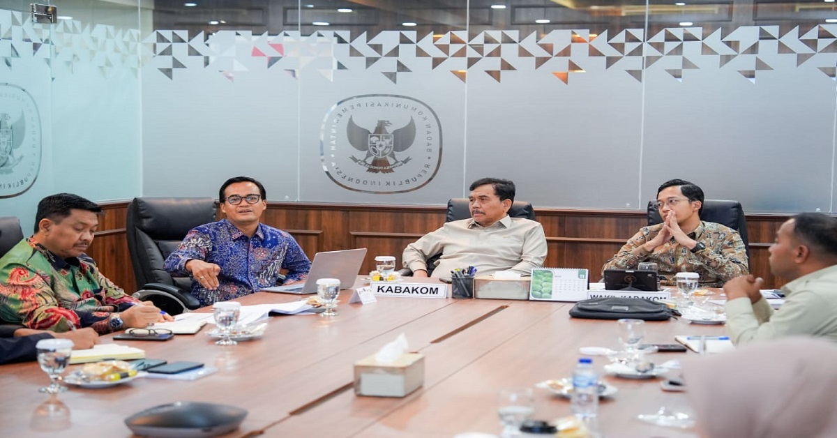 Guru Besar FDIKOM UIN Jakarta Sampaikan Masukan Arsitektur Komunikasi Pemerintah dalam Diskusi Bersama BAKOM RI