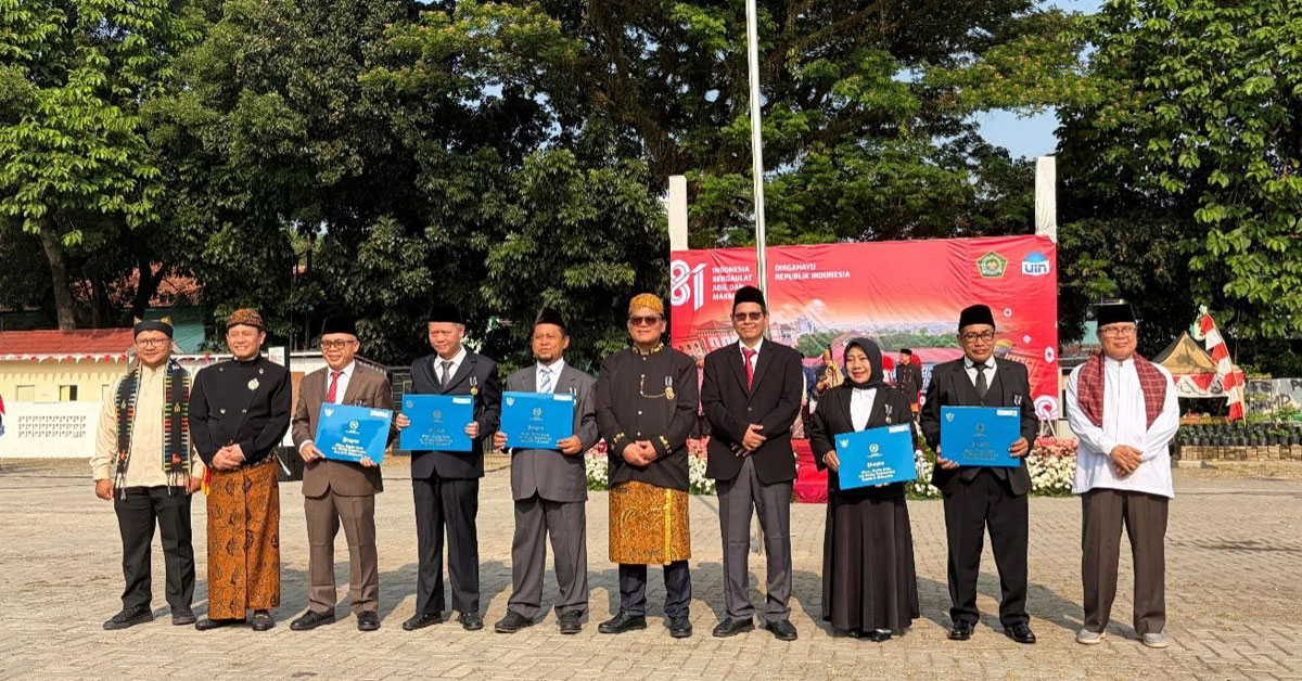 25 Civitas Akademika UIN Jakarta Terima Satyalancana Karya Satya Pada HUT RI Ke-81