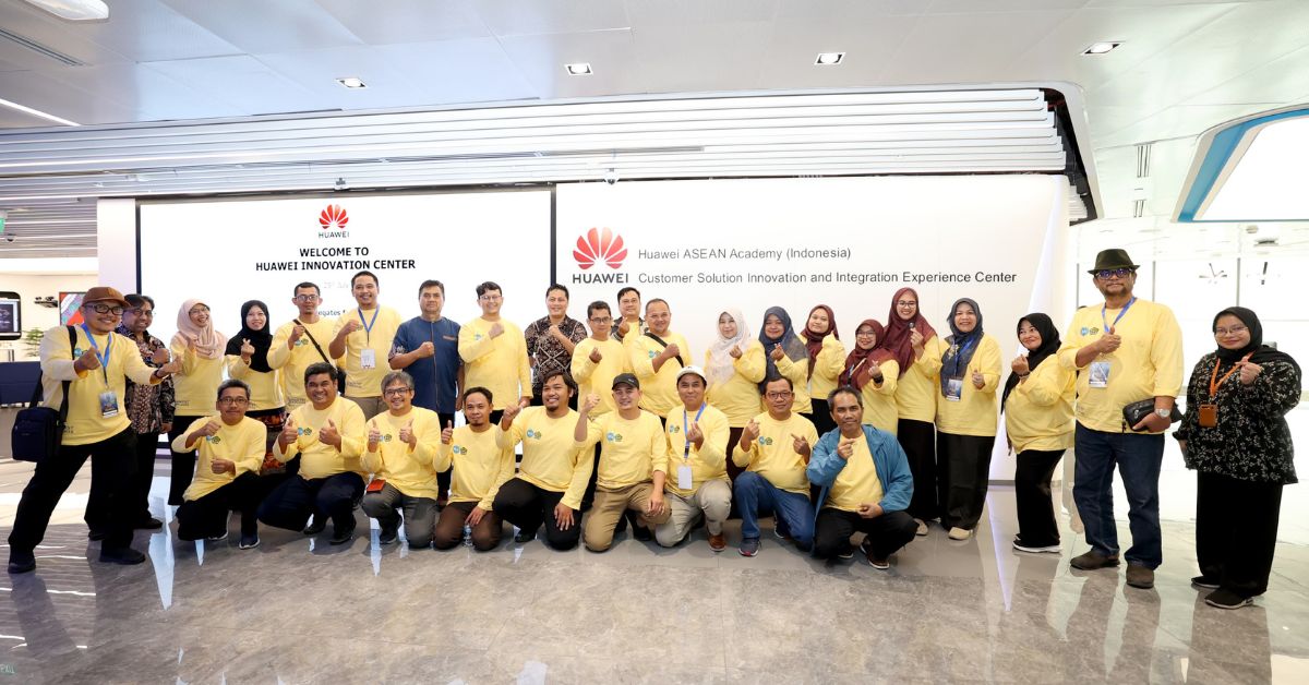 Kunjungan Strategis Dekan dan Wakil Dekan FST PTKIN ke Huawei Headquarters Indonesia Tegaskan Komitmen Kolaborasi dalam Pengembangan SDM Digital