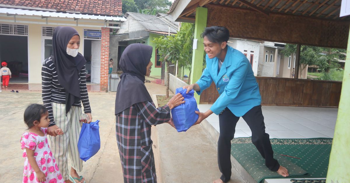 Chemistry in Village (8)