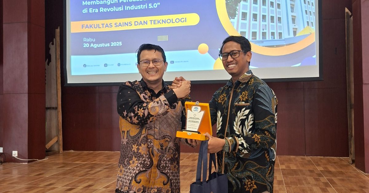 Sharing Alumni Fisika 2017 (2)
