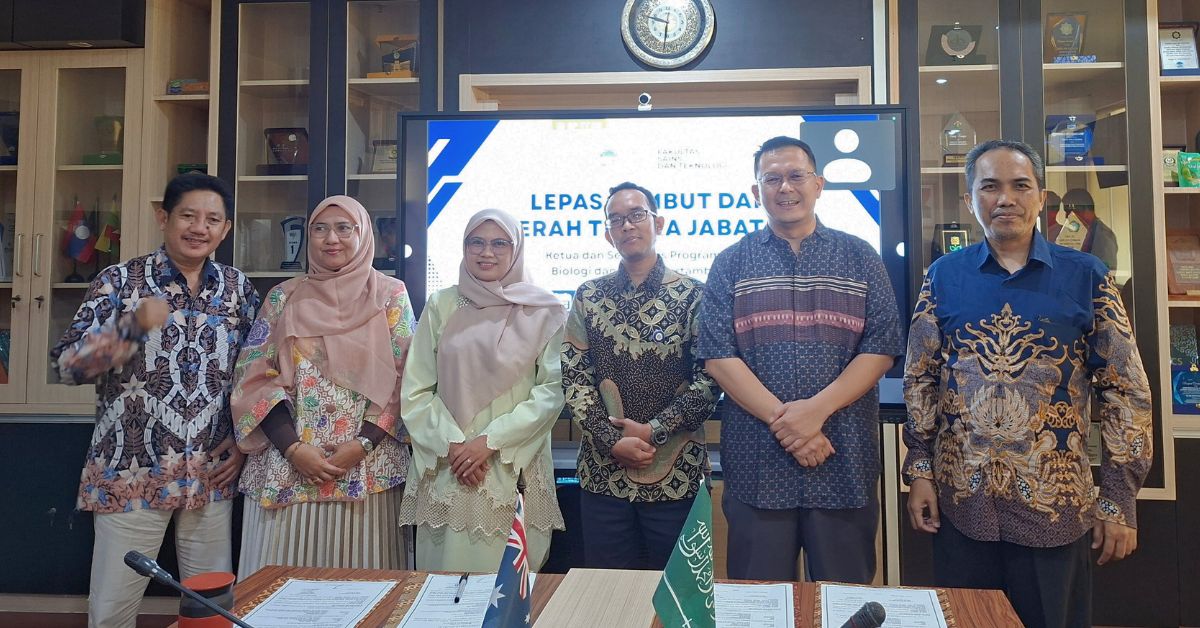 Handover of the Head and Secretary of the Biology Study Program, Faculty of Science and Technology, UIN Jakarta for the 2025–2027 period: New Spirit Towards Academic Transformation
