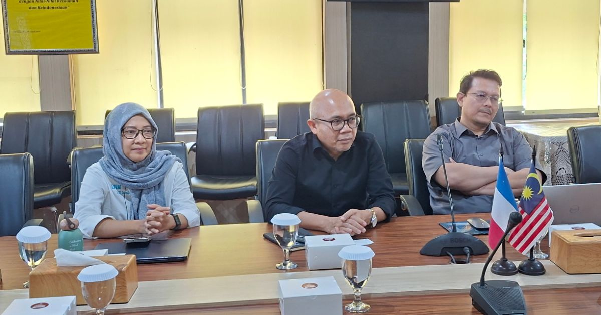 Meeting with The University of Edinburgh (6)