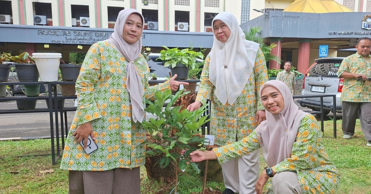 Tanam Pohon FST 2026 (4)