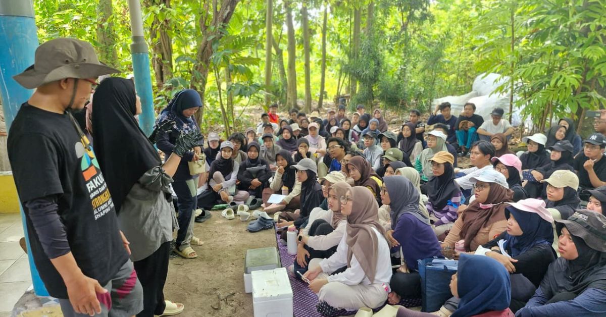 Fieldtrip Ptaktikum Sistematika Hewan Prodi Biologi (5)