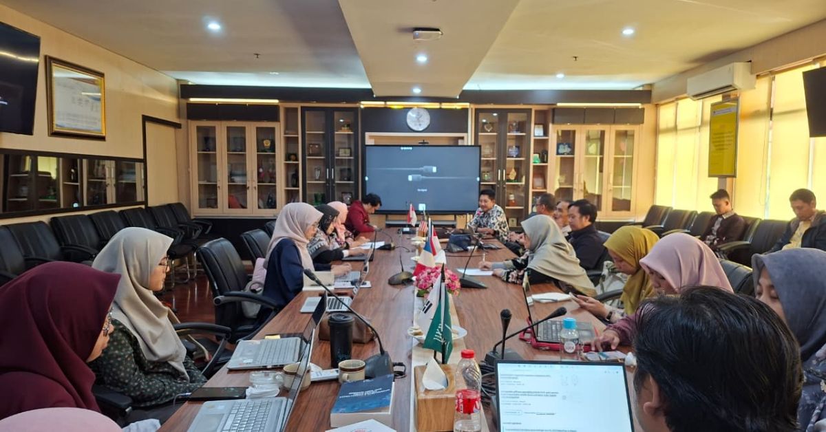 Accelerating Academic Careers: FST UIN Jakarta Holds Socialization on Functional Rank Promotion for Assistant Lecturers and Lecturers