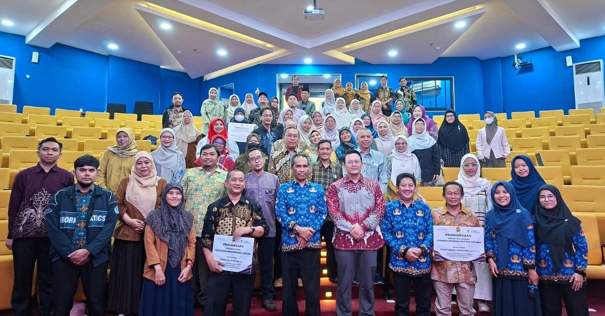 Building a Digital Ecosystem: FST UIN Jakarta Holds Faculty Meeting and Smart Teaching Workshop for Odd Semester 2026/2027