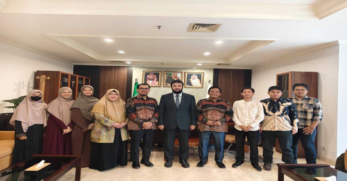 Implementasi MBKM, FDI Berangkatkan Enam Mahasiswa ke LIPIA untuk Studi
