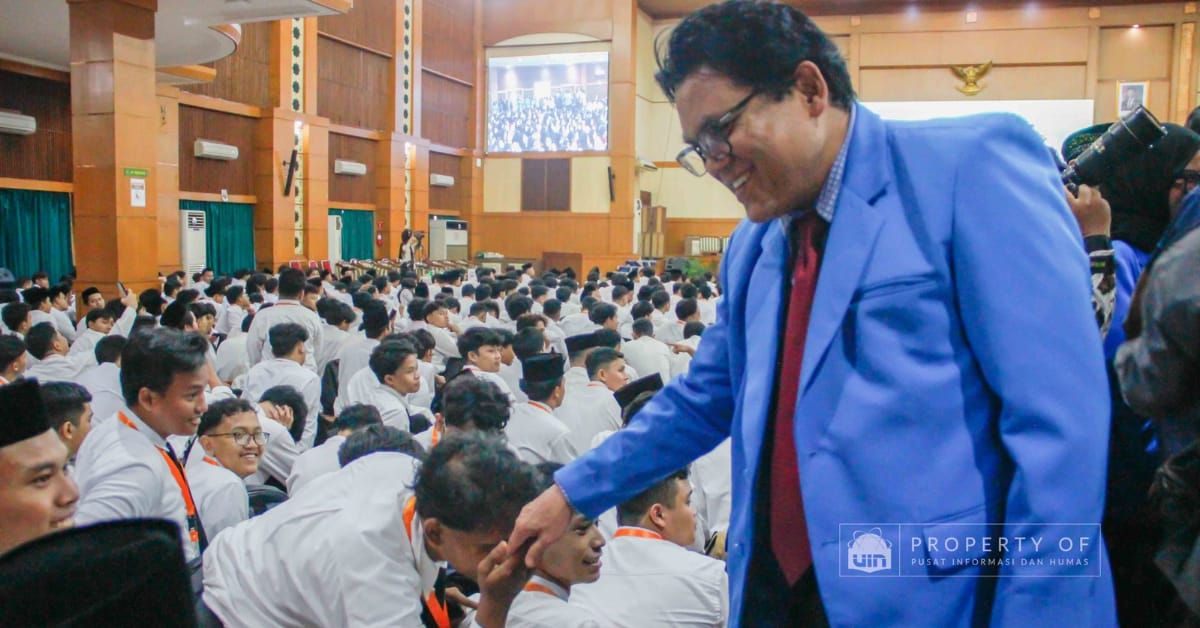 PBAK 2025: Rektor UIN Jakarta Imbau Mahasiswa Baru untuk Jaga Integritas dan Perkuat Moderasi Beragama
