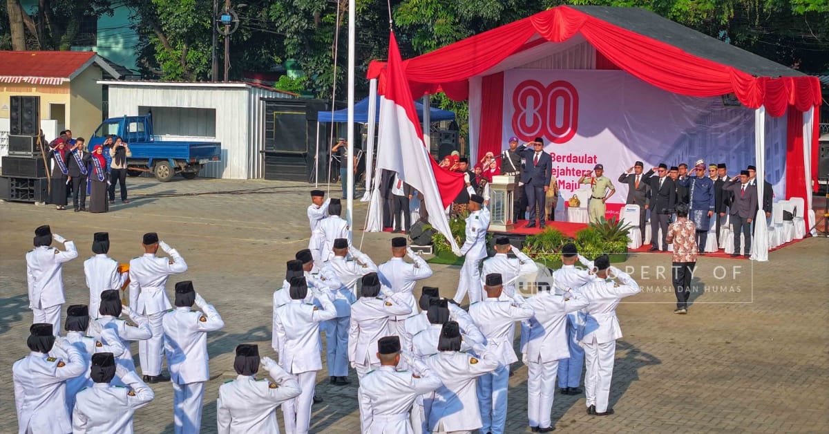 Red and White Flag Raised During UIN Jakarta's 80th Independence Day Commemoration