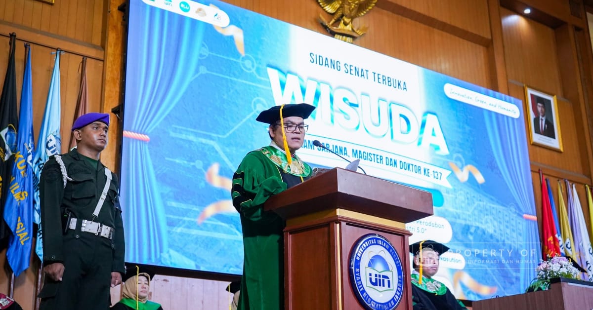 Pesan Rektor UIN Jakarta di Wisuda ke-137: Mental dan Adaptasi Jadi Kunci Sukses