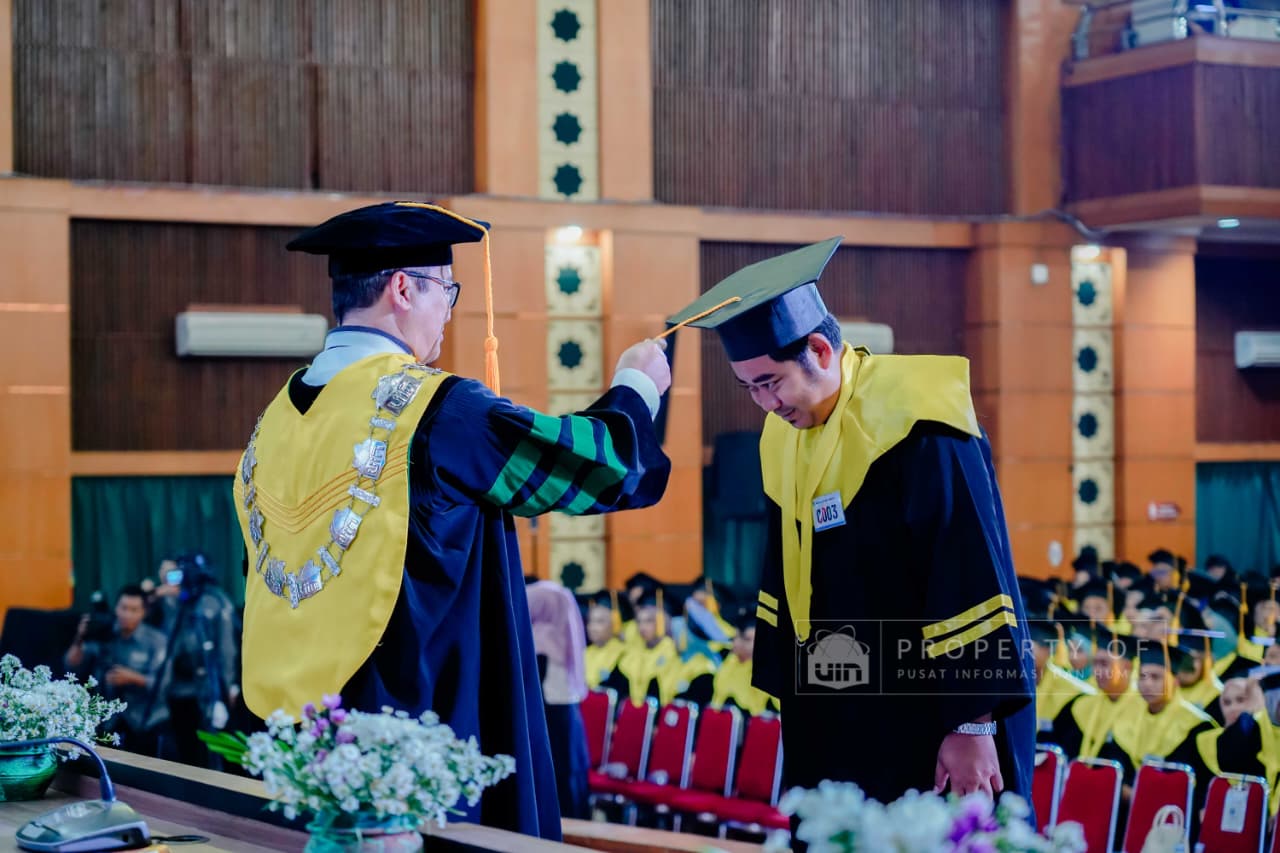 WISUDA KE-137 (14)