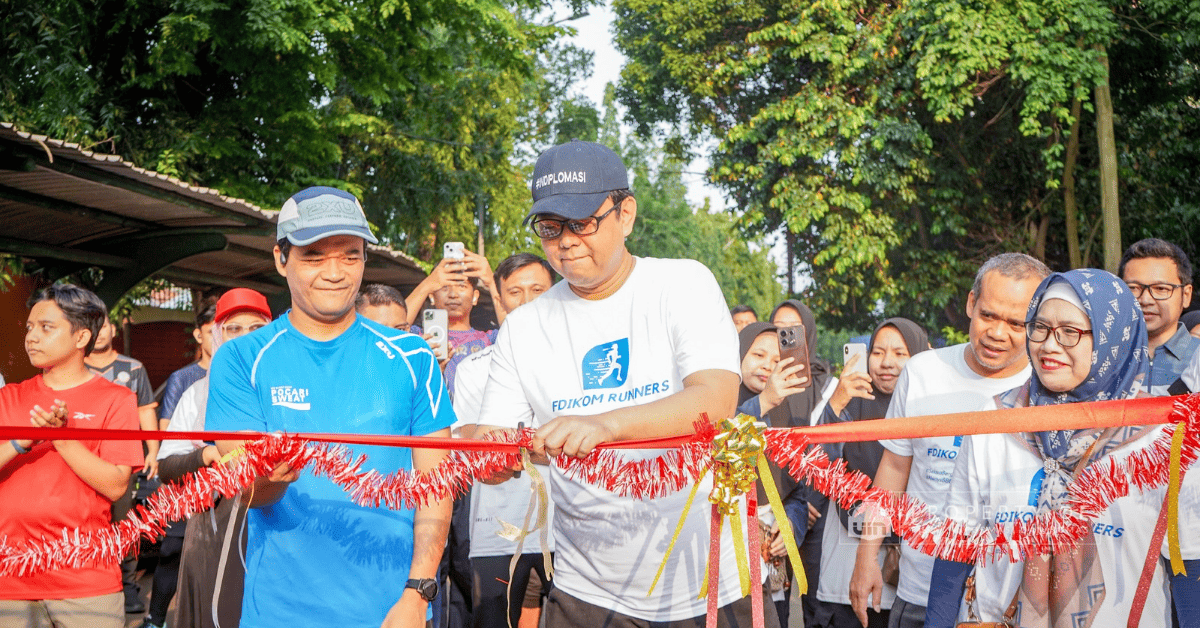 Dies Natalis ke-35: FDIKOM UIN Jakarta Gelar Fun Run & Walk 2025 dan Pemberian Tali Kasih untuk Tenaga Kependidikan