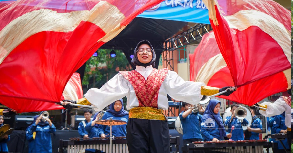 Dari Pentas Seni sampai Orasi Meriahkan Kampung UKM UIN Jakarta
