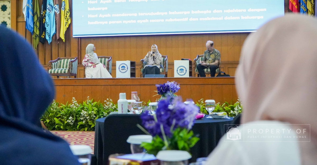 UIN Jakarta Teguhkan Komitmen Zero Violence lewat Peluncuran E-Book PPKS pada Seminar Nasional Hari Ayah dan Ibu