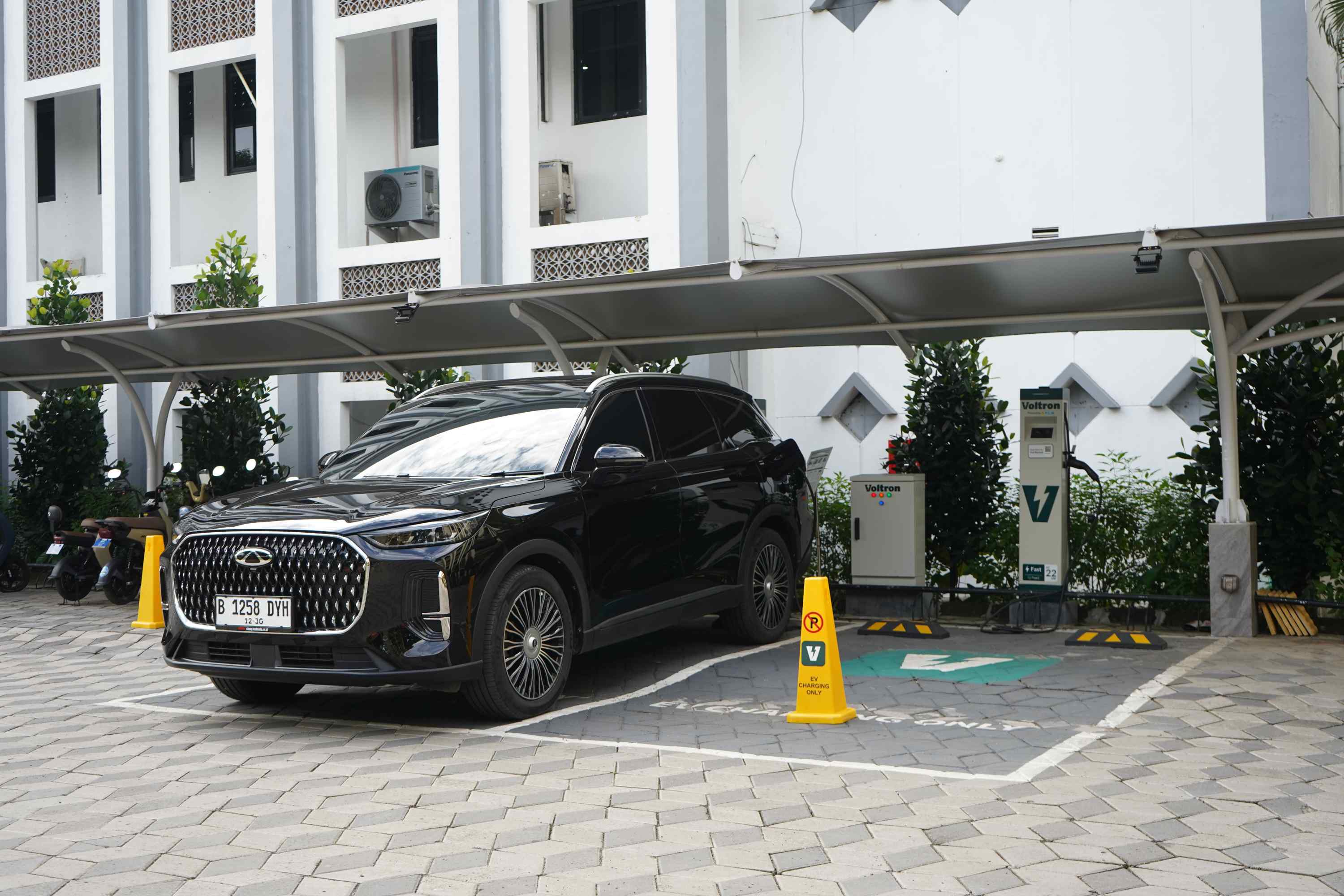 Stasiun Pengisian Kendaraan Listrik: Nol Emisi, Nol Polusi