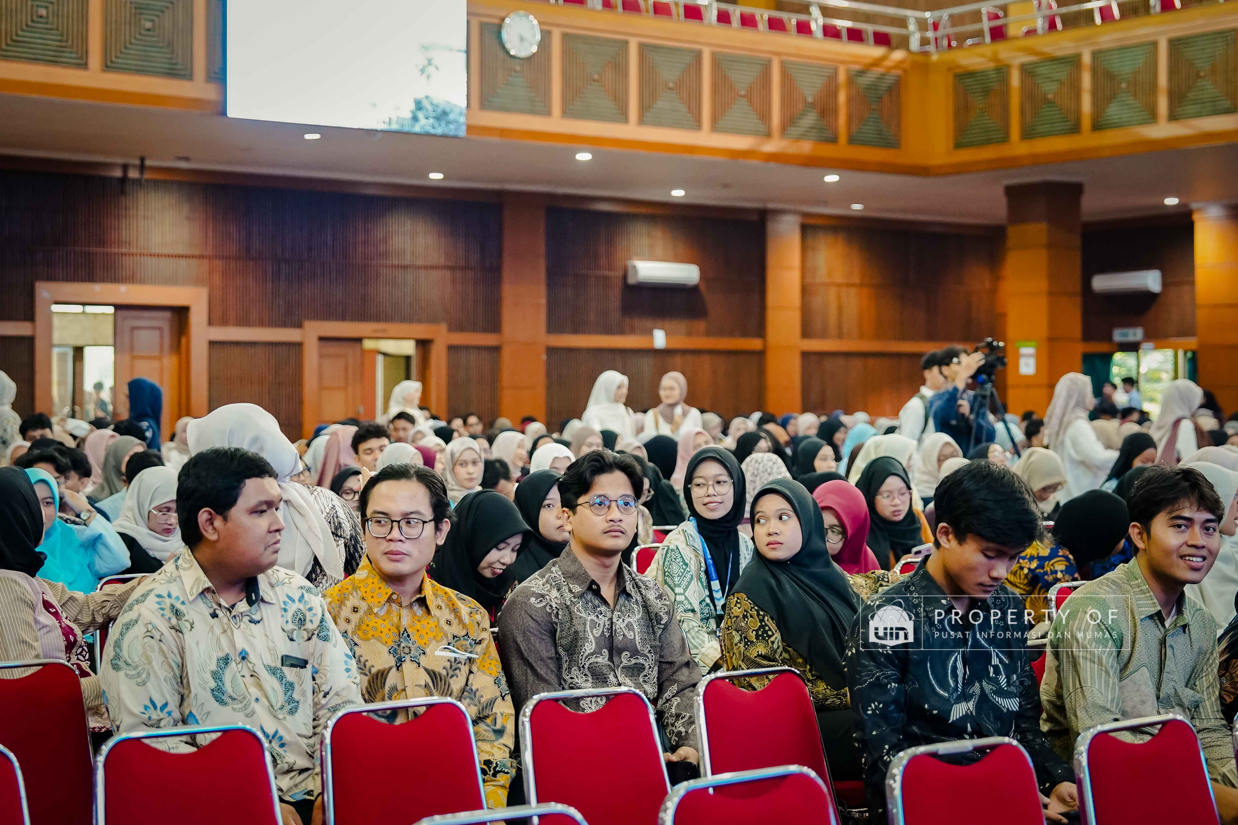 Pembekalan Wisuda 140 11