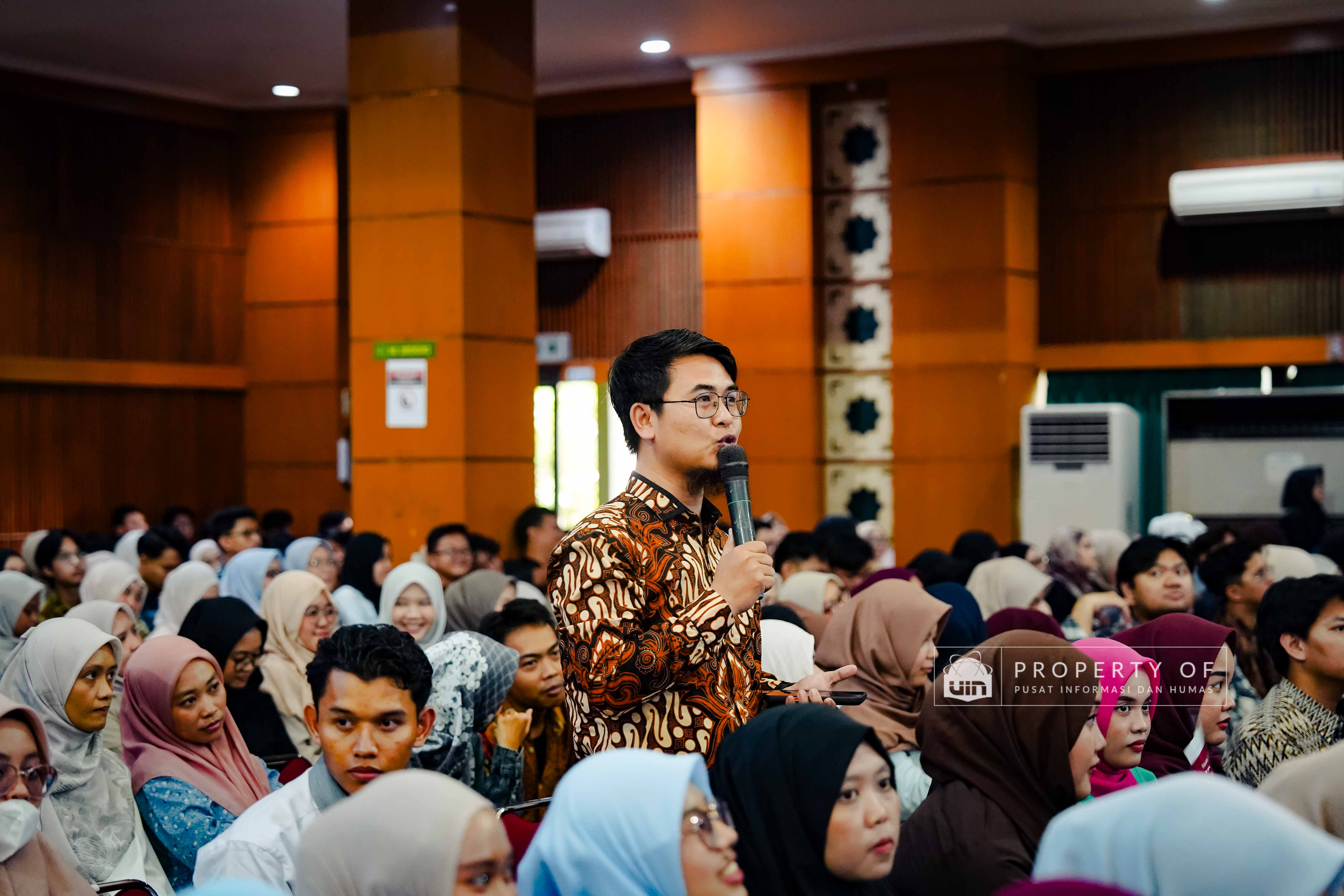 Pembekalan Wisuda 140 3