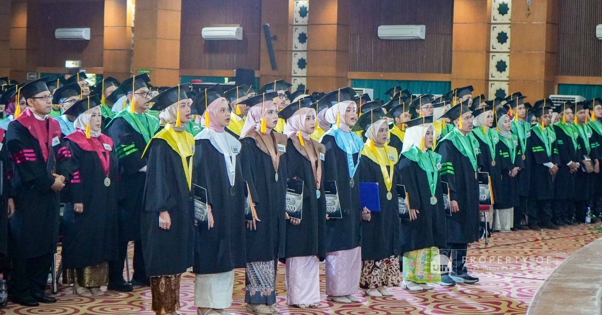  Ini Deretan Wisudawan Terbaik pada Wisuda ke-140!