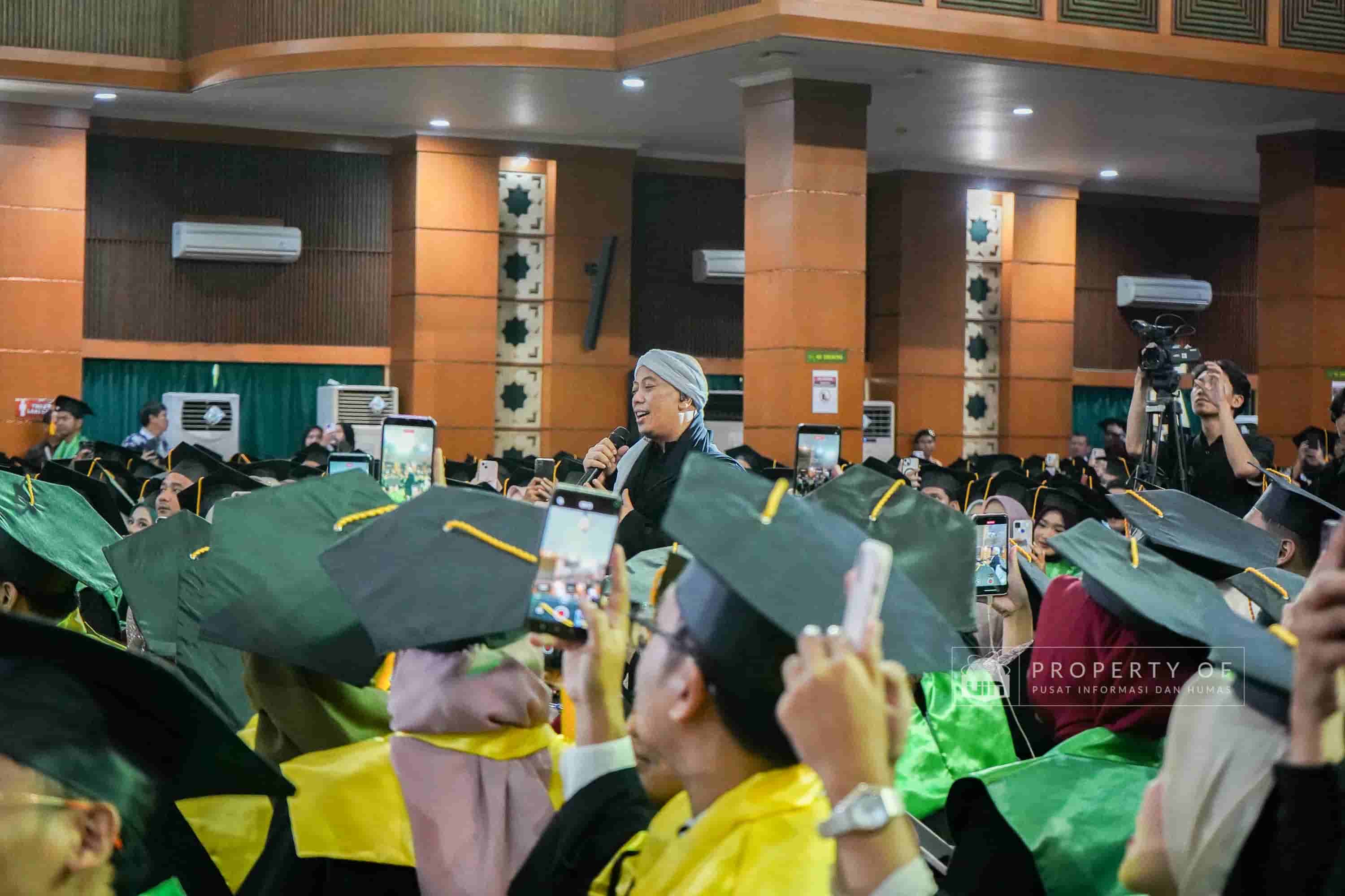 Wisuda 140 Hari Pertama 12