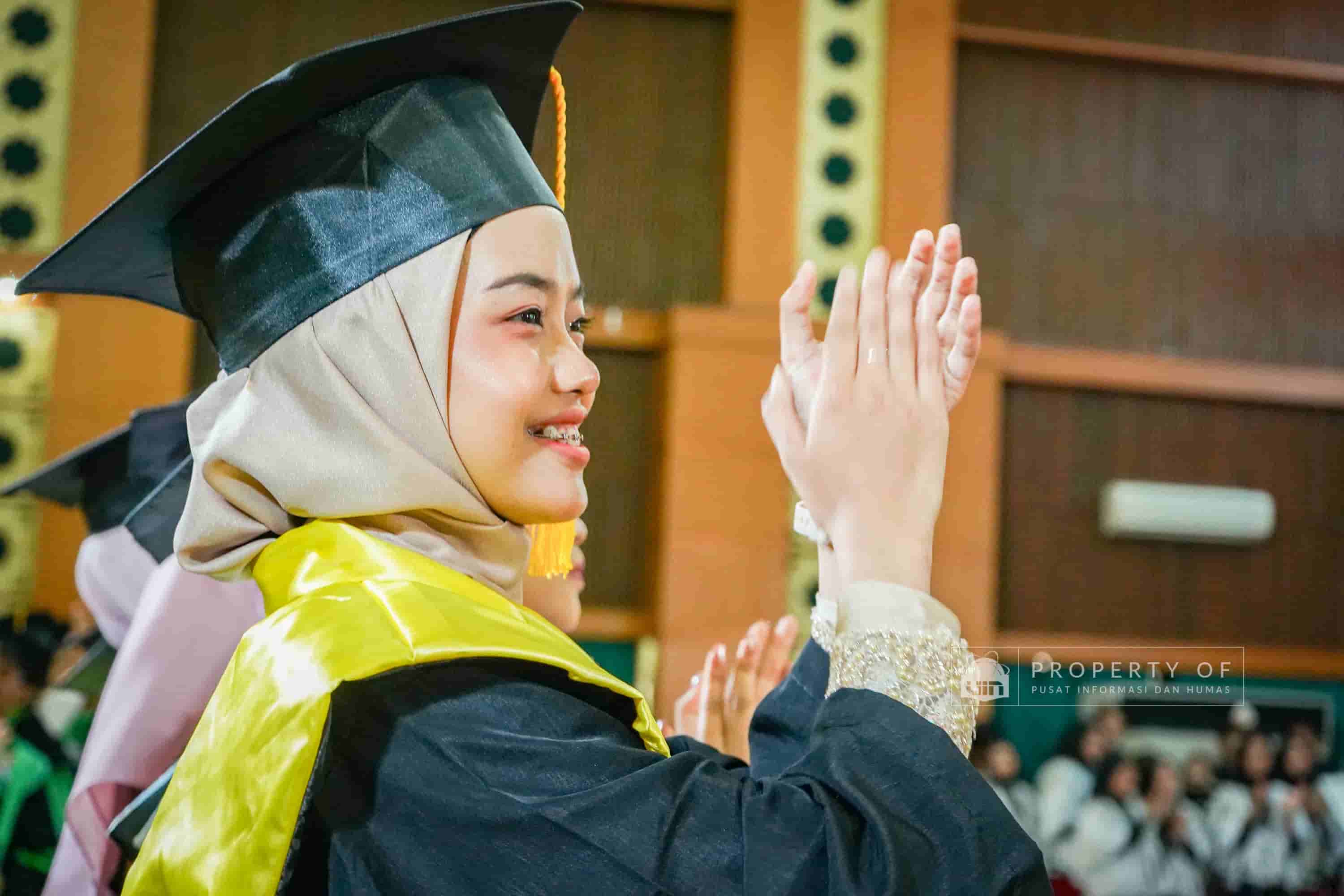 Wisuda 140 Hari Pertama 69
