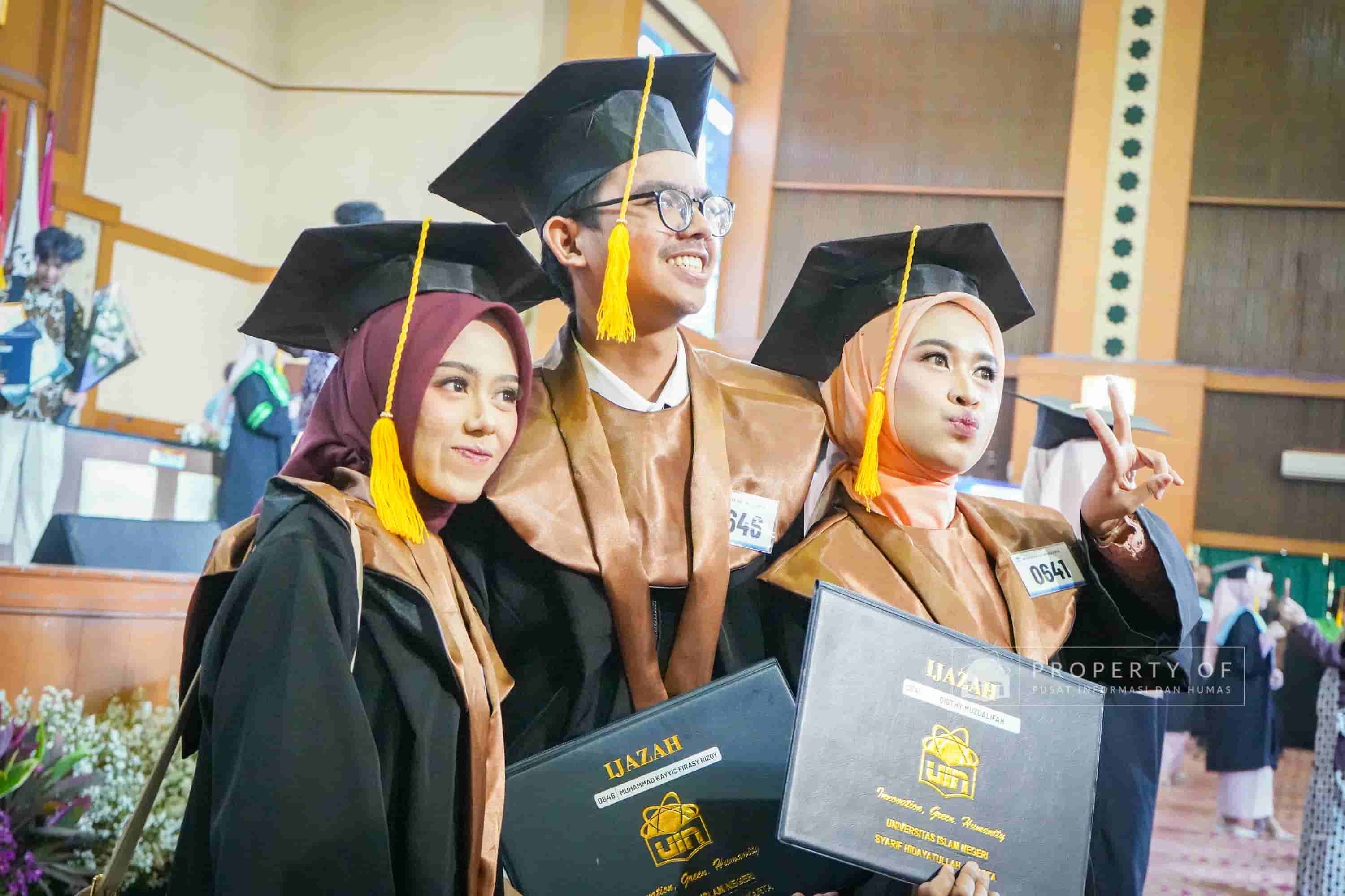 Wisuda 140 Hari Pertama 77