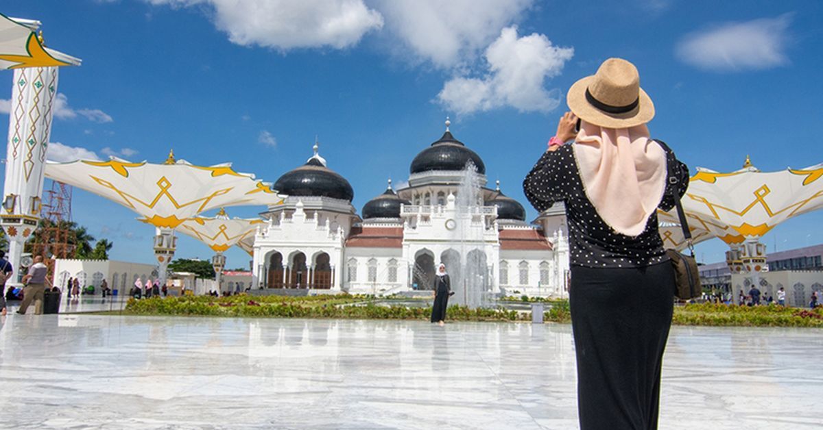 Wisata Ramah Muslim: Mengapa Indonesia Belum Masuk 5 Besar Dunia?