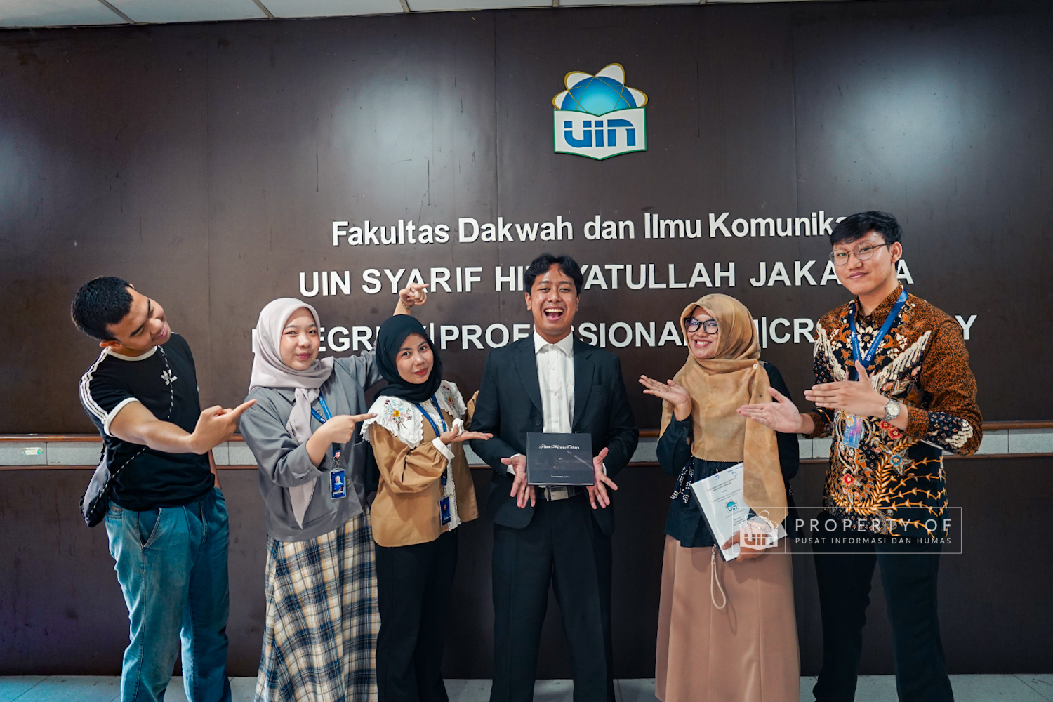 Mahasiswa Jurnalistik Lulus Non Skripsi - 32