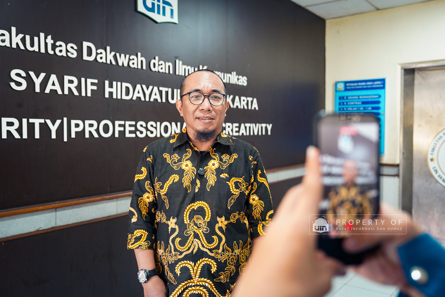 Mahasiswa Jurnalistik Lulus Non Skripsi - 37