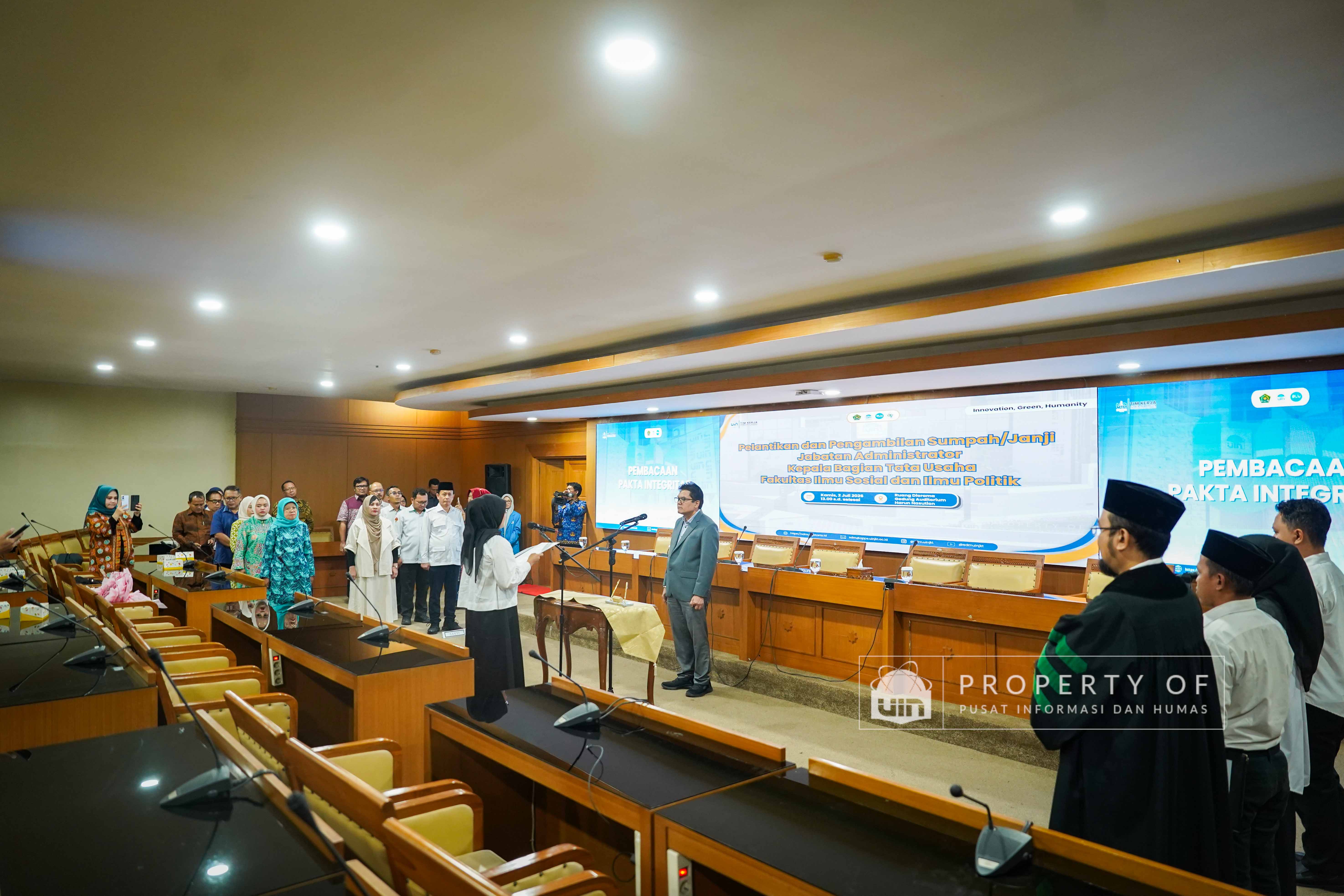 Pelantikan Pejabat Struktural UIN Jakarta 14