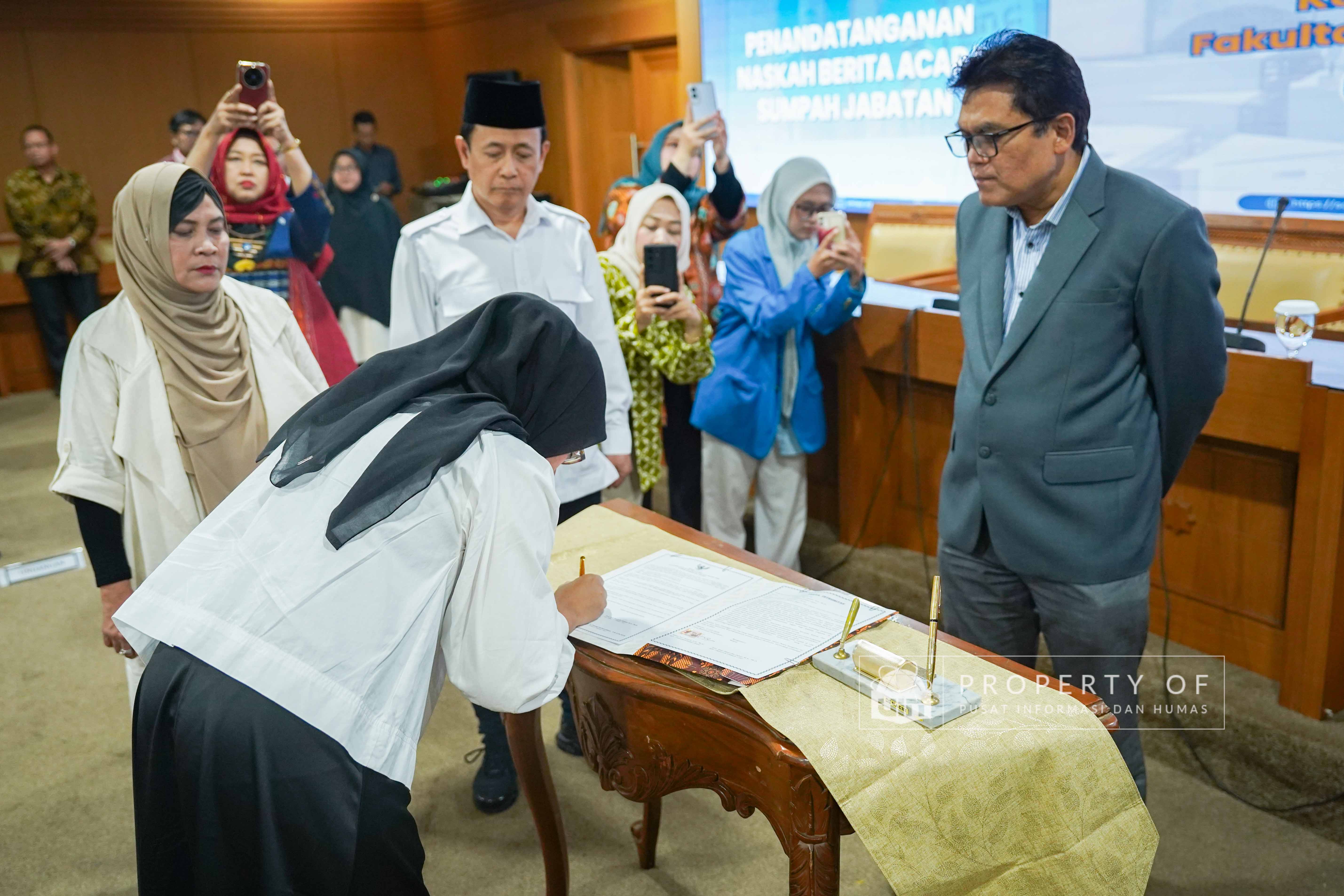 Pelantikan Pejabat Struktural UIN Jakarta 16