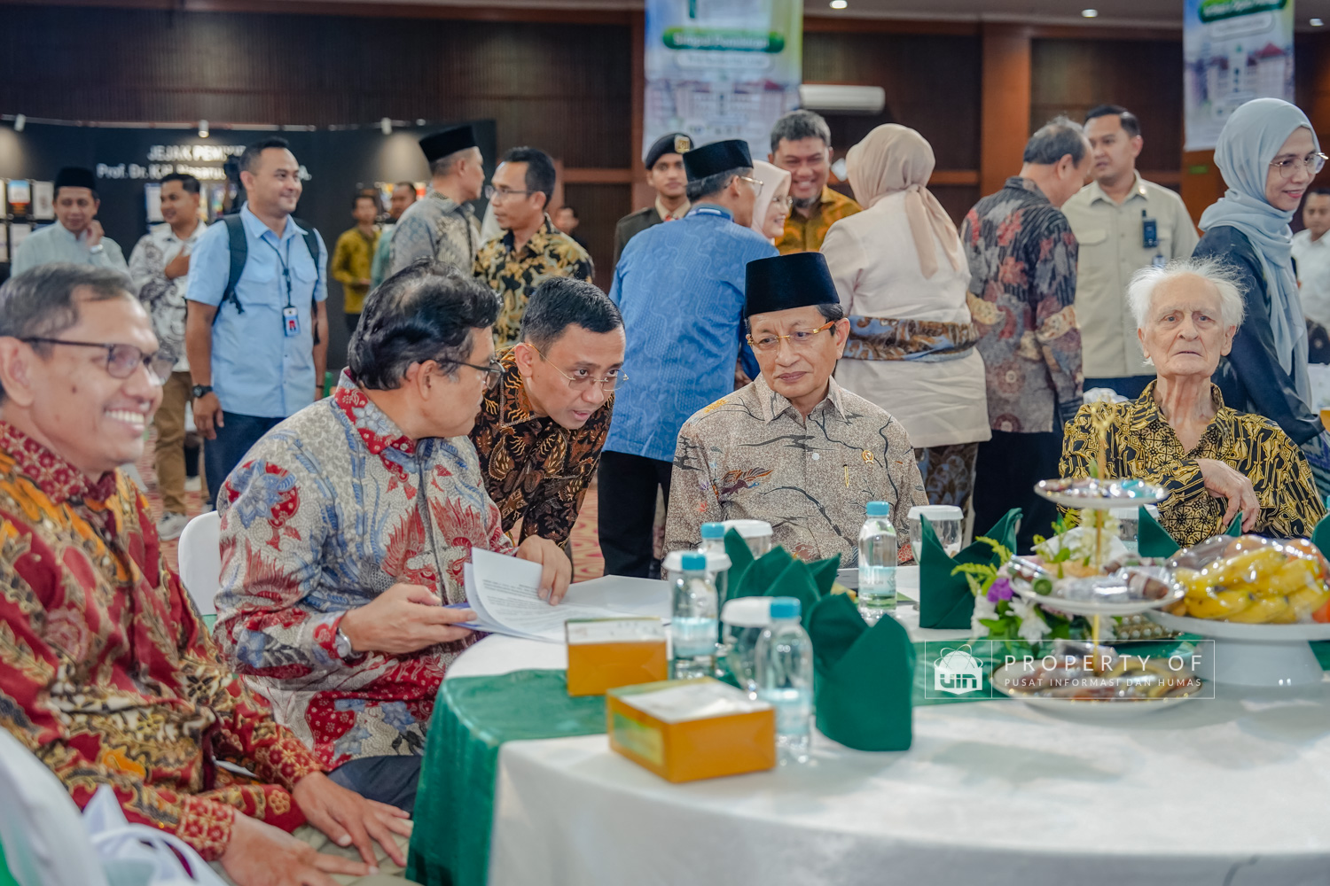 Peresmian Buku Menag 13