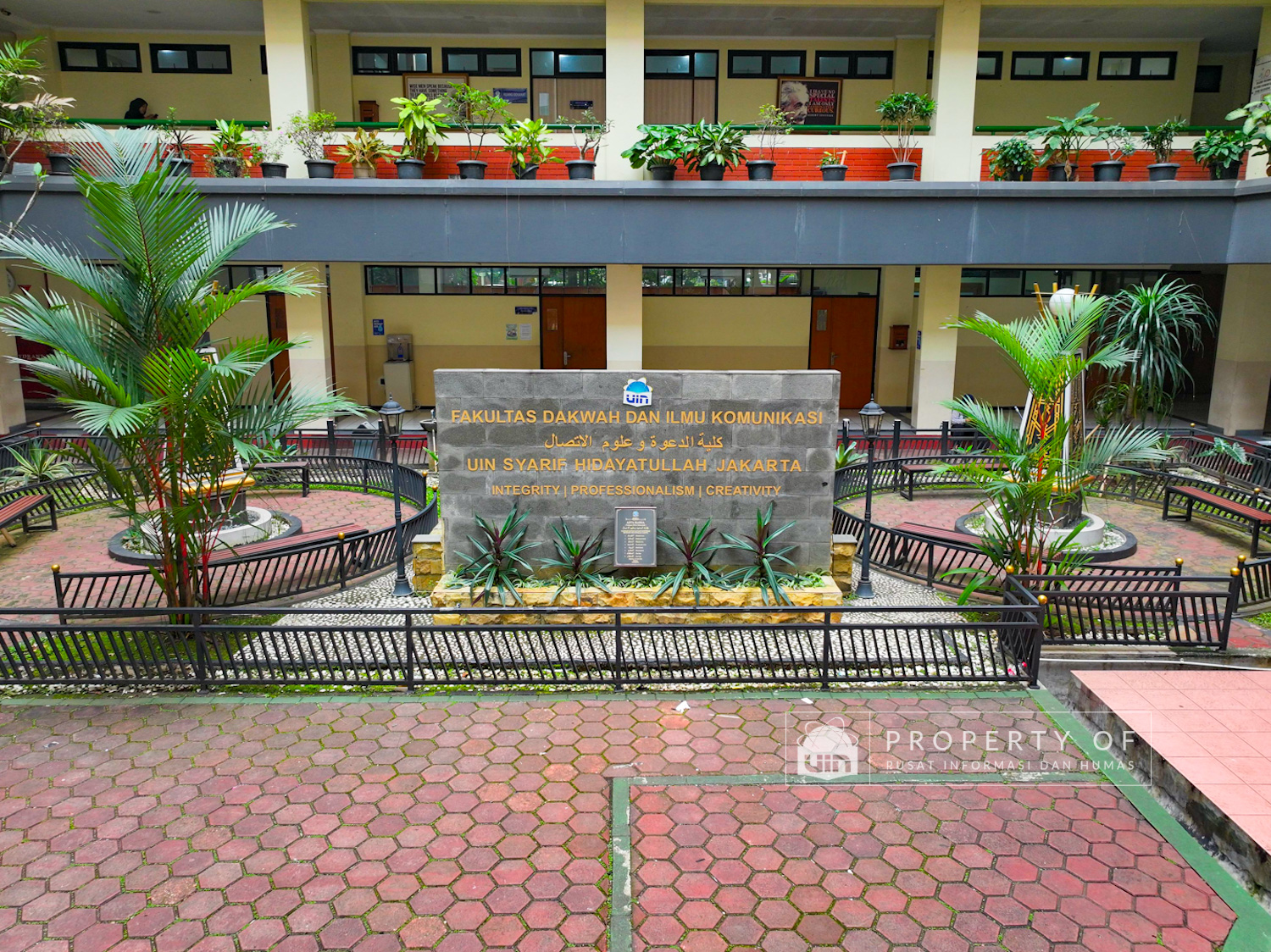 Fasilitas FDIKOM 9
