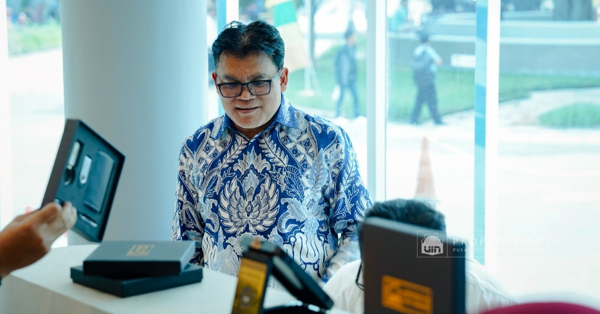Hadirkan Ruang Karya dan Interaksi, Rektor UIN Jakarta Resmikan Galeri P2B, Bookstore, dan Taman Teduh