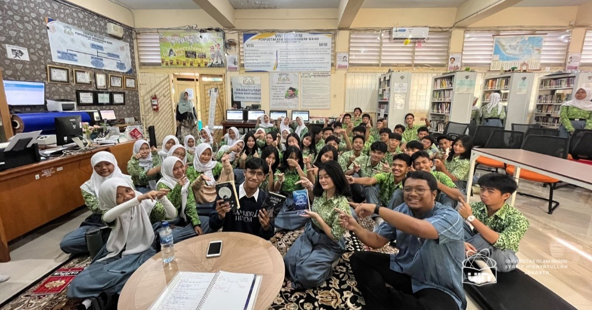 Kisah Syahrul Abdullah, Mahasiswa KPI UIN Jakarta yang Sukses Jadi Penulis Novel & Konten Kreator
