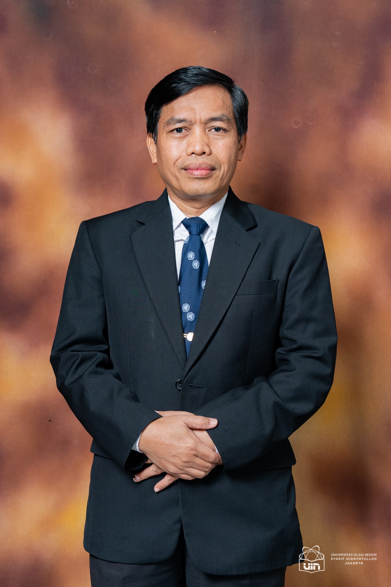 Prof. Dr. Ahmad Bakir Ihsan, M.Si. 1