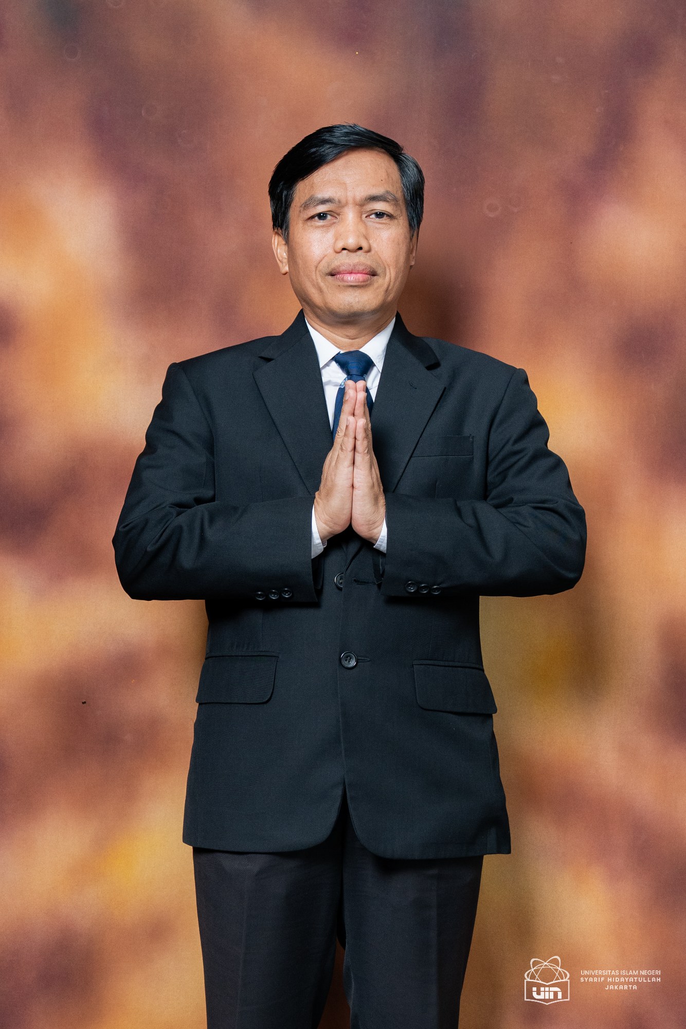 Prof. Dr. Ahmad Bakir Ihsan, M.Si. 2