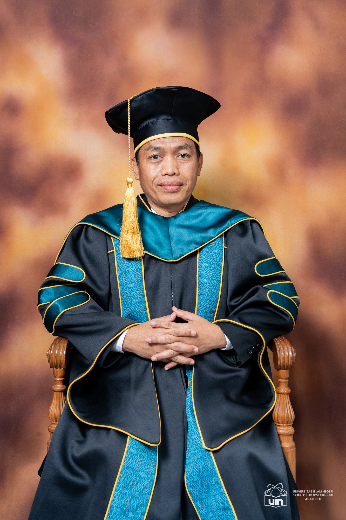 Prof. Dr. Ahmad Bakir Ihsan, M.Si. - Foto 1