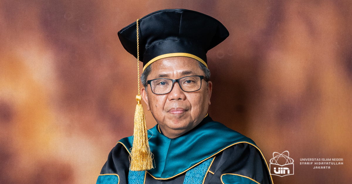 Prof. Dr. Idris Thaha, M.Si.