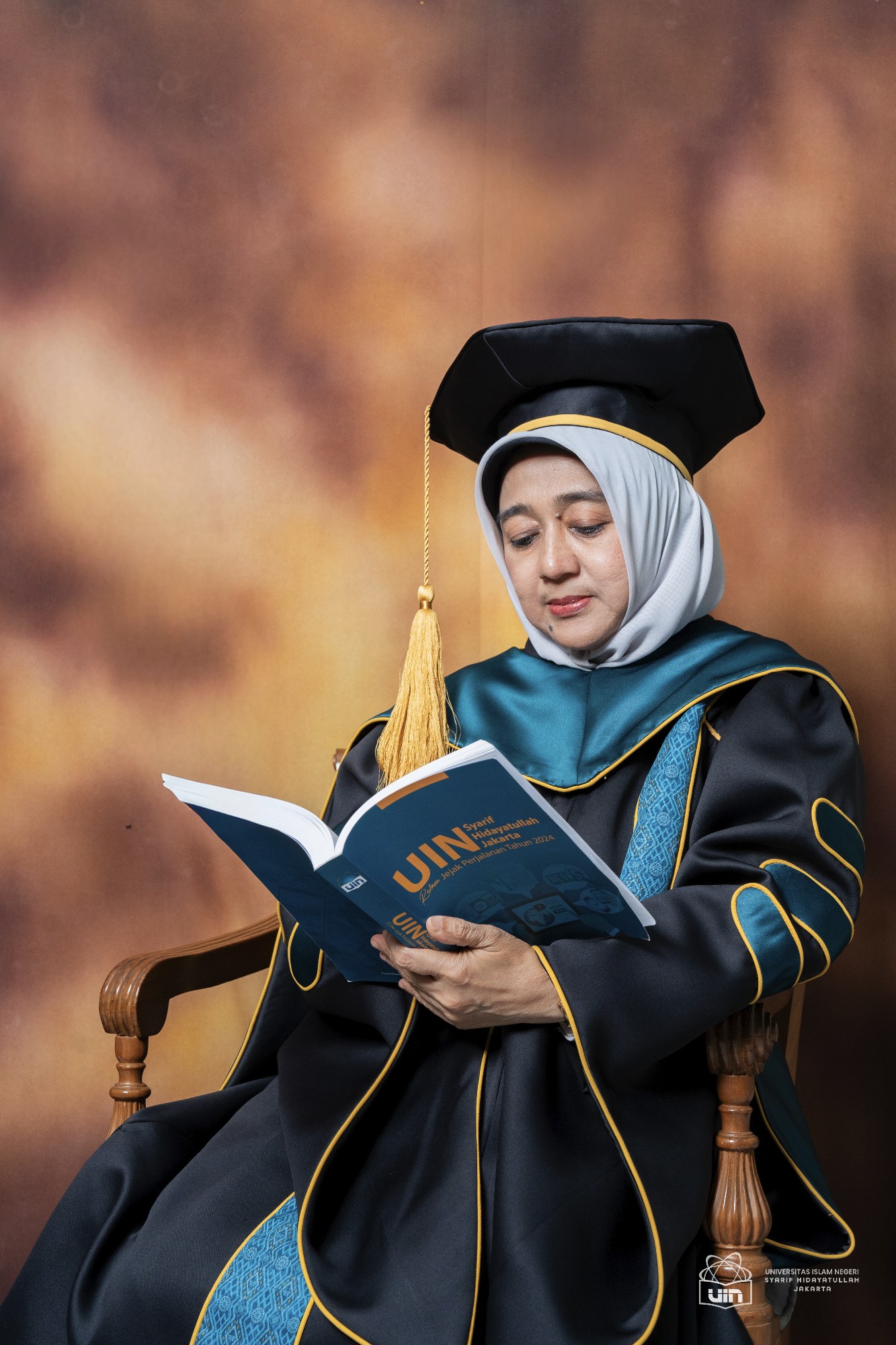 Dokumentasi Prof. Dr. Lilik Ummi Kaltsum, M.A Foto 9