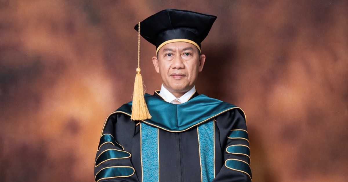 Prof. Dr. Zubair, M.Ag. 8