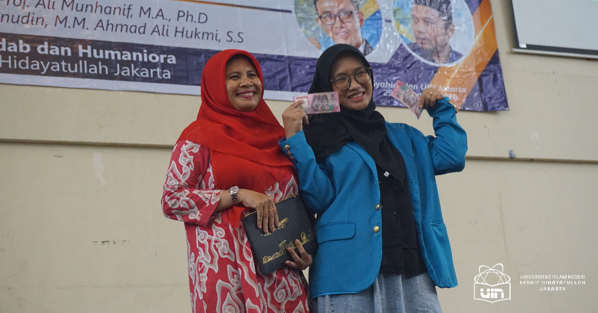 Beri Motivasi dan Apresiasi bagi Mahasiswa Berprestasi, Student Generale FAH UIN Jakarta Tekankan Jejaring Relasi dan Mental Besi untuk Generasi Emas