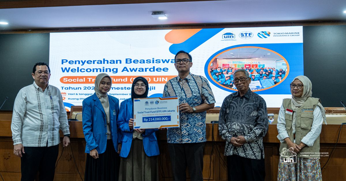 Dokumentasi Penyerahan Beasiswa STF UIN Jakarta Semester Ganjil Tahun Akademik 2026