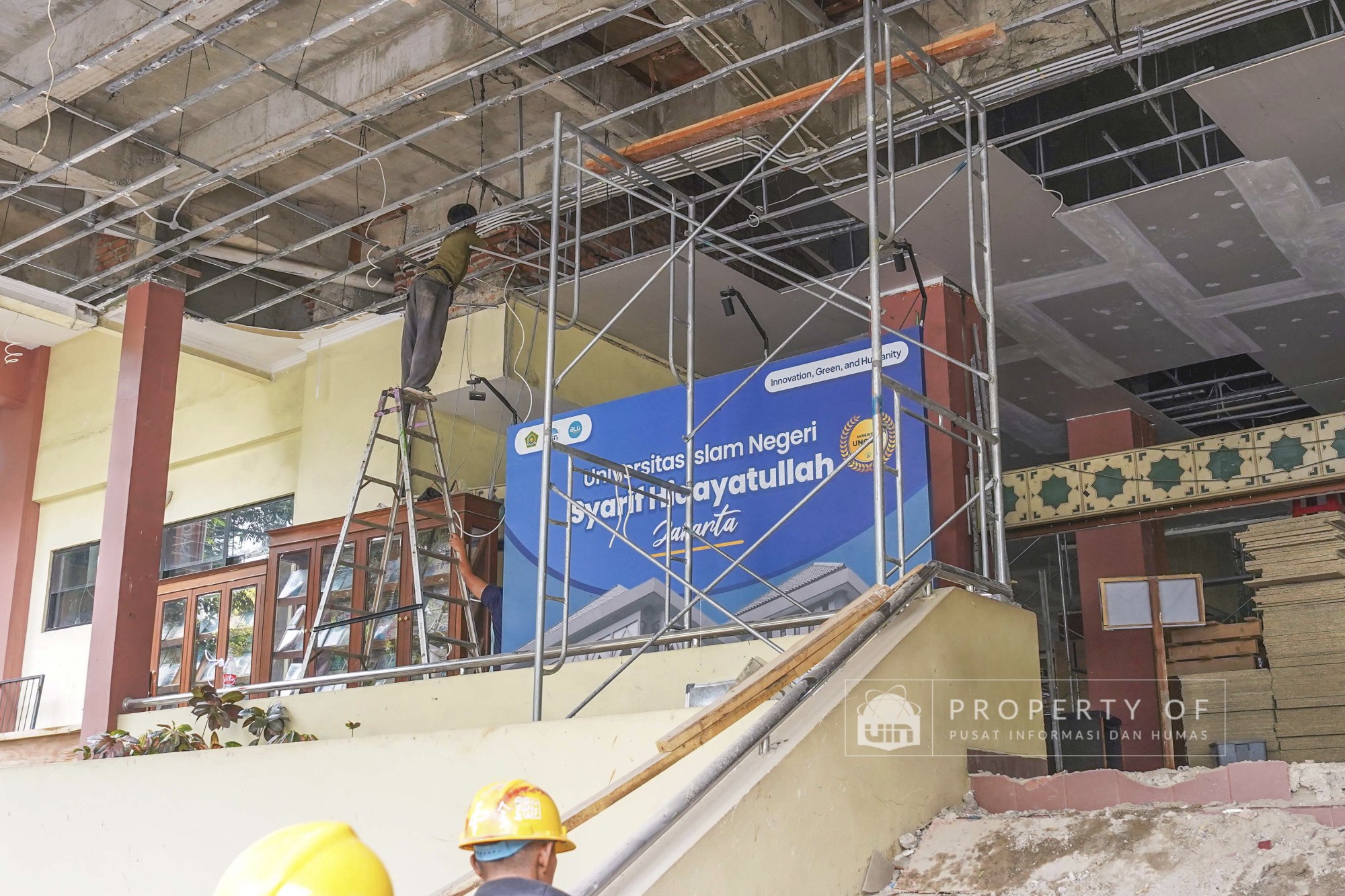 Dokumentasi Progres Renovasi Auditorium Harun Nasution - Foto 1
