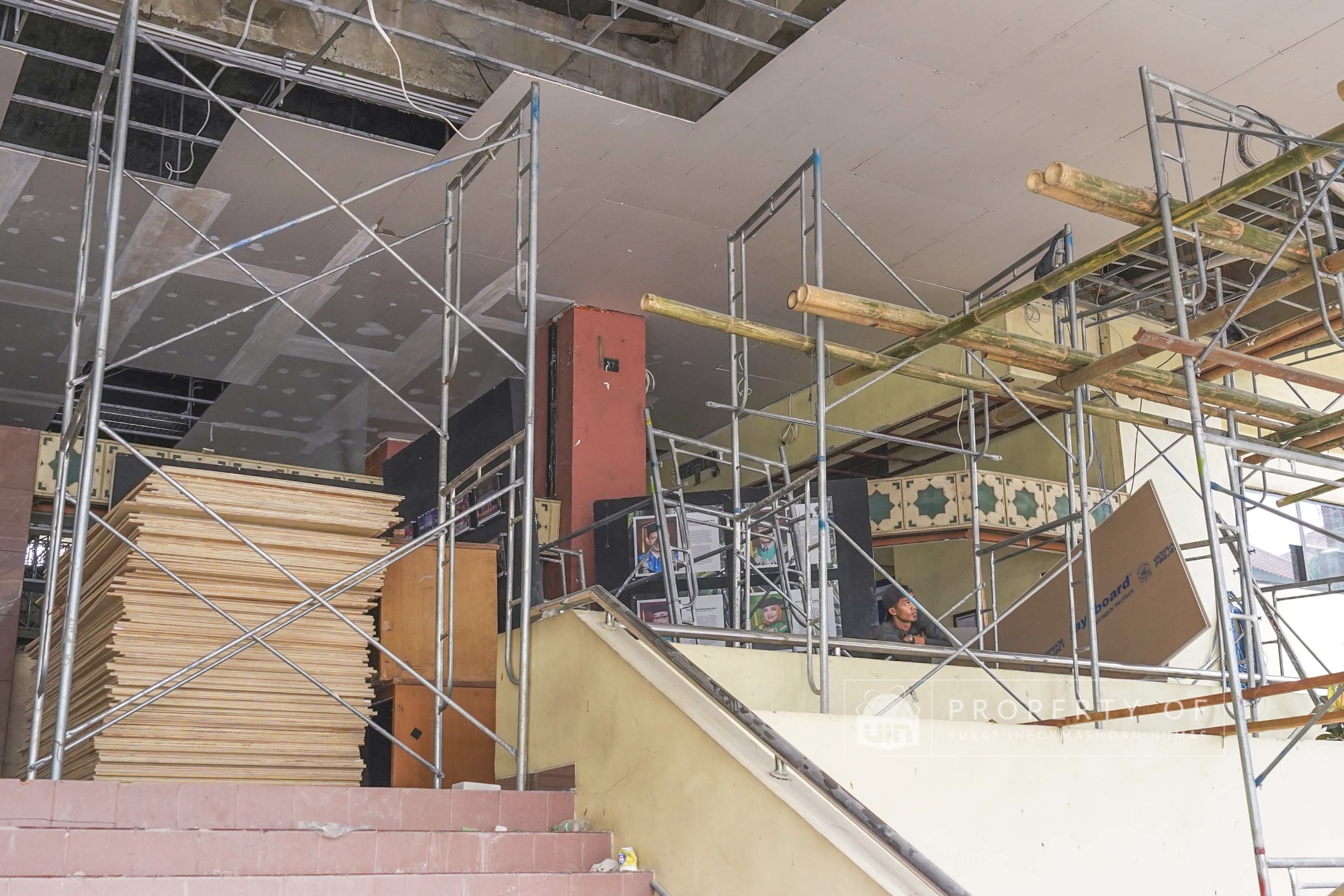 Dokumentasi Dokumentasi Progres Renovasi Auditorium Harun Nasution Foto 16