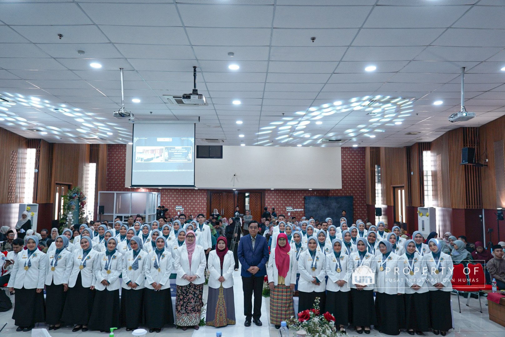 Dokumentasi Sumpah Apoteker XVII UIN Jakarta Foto 14
