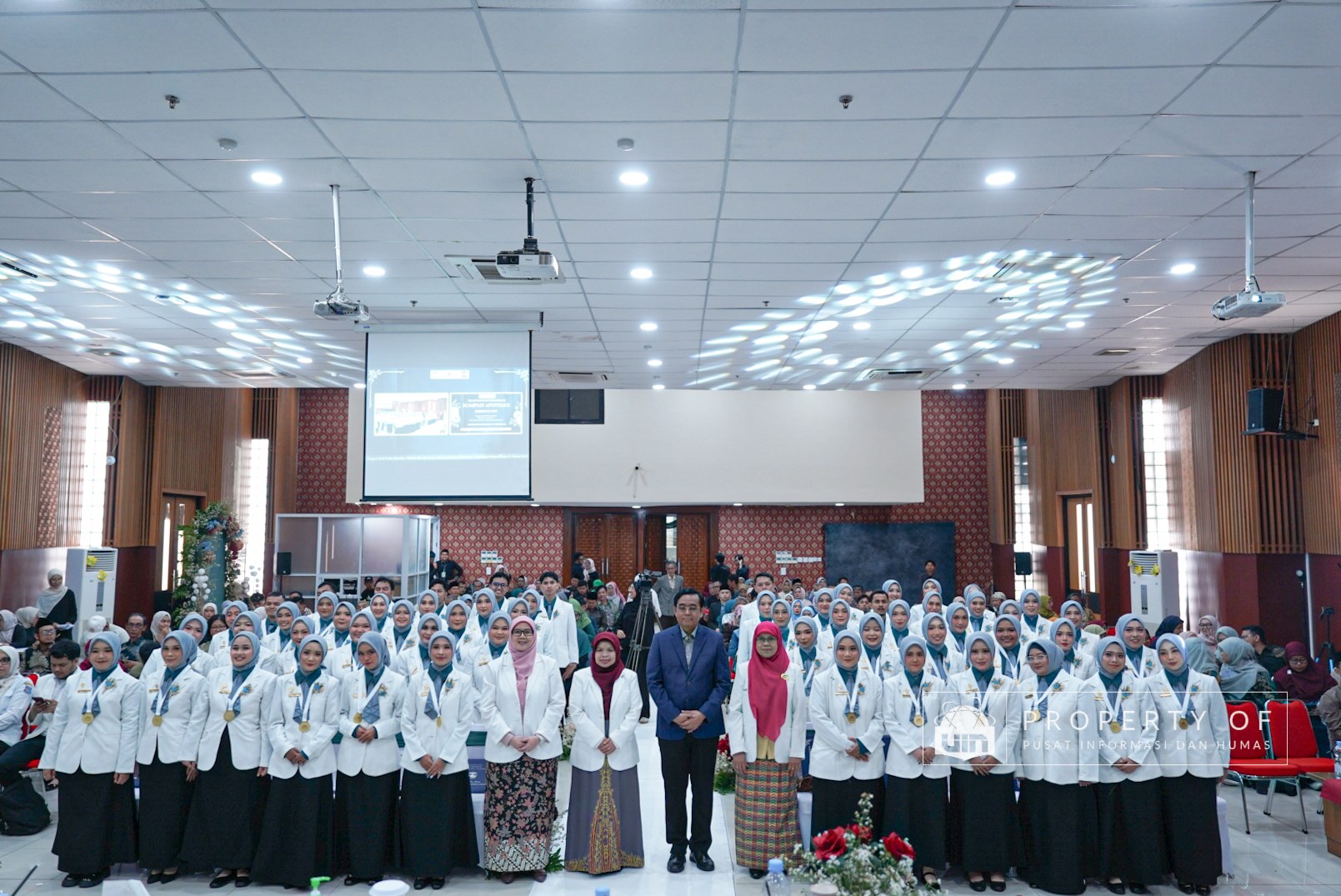 Dokumentasi Sumpah Apoteker XVII UIN Jakarta Foto 4