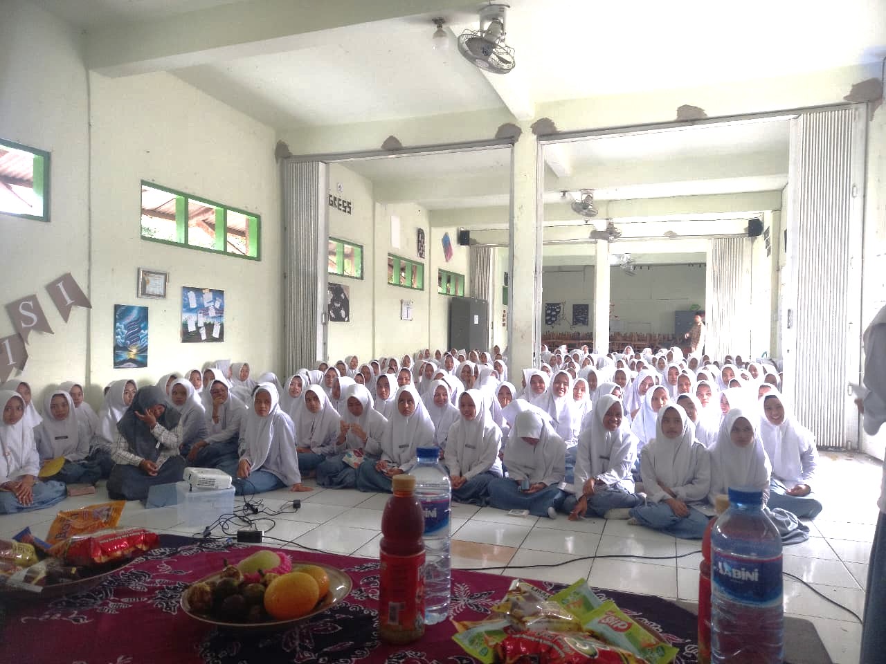 WhatsApp Image 2025-10-31 at 09.53.01