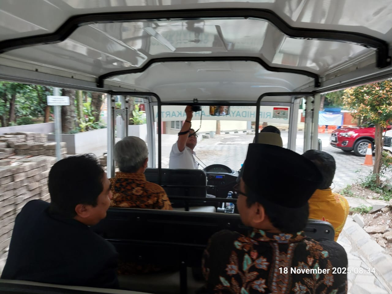 WhatsApp Image 2025-11-18 at 21.51.54