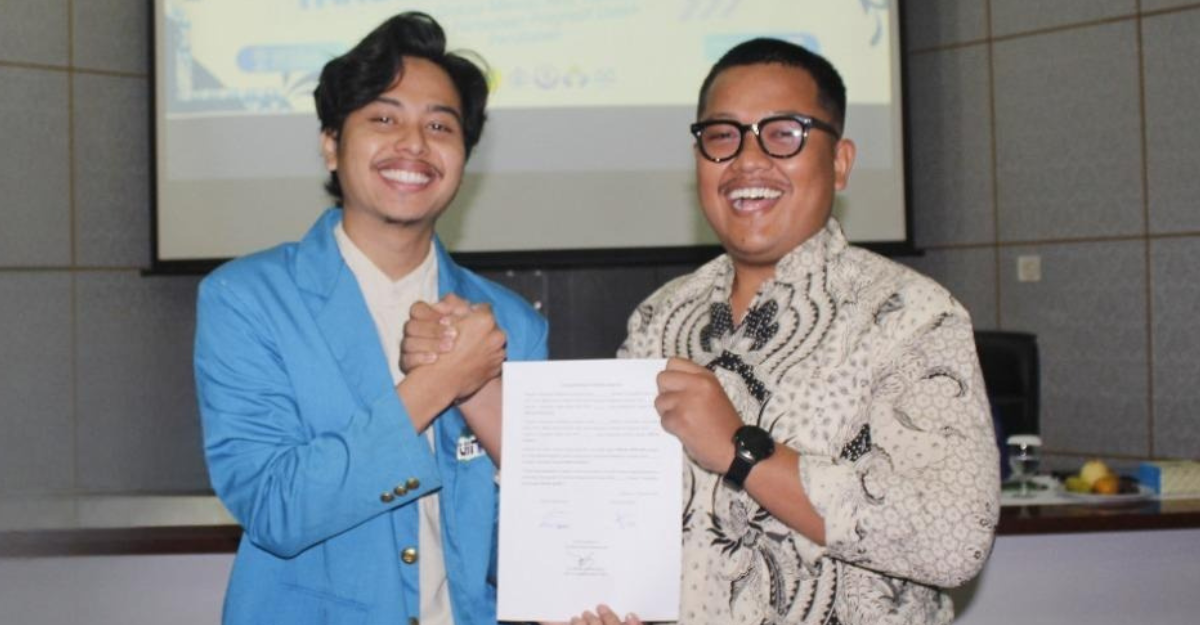 تنصيب قيادات المنظمات الطلابية بكلية أصول الدين لعام 2026 واستعدادهم لتحمل الأمانة